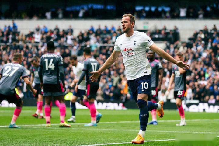 而频繁出现 而频繁出现