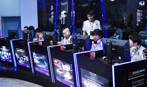 一场豪华的 一场豪华的