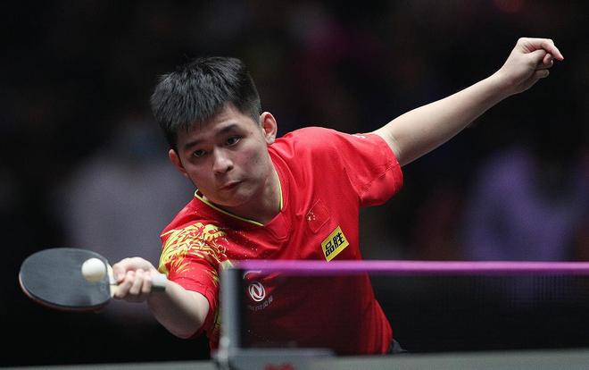 试图以更具 试图以更具