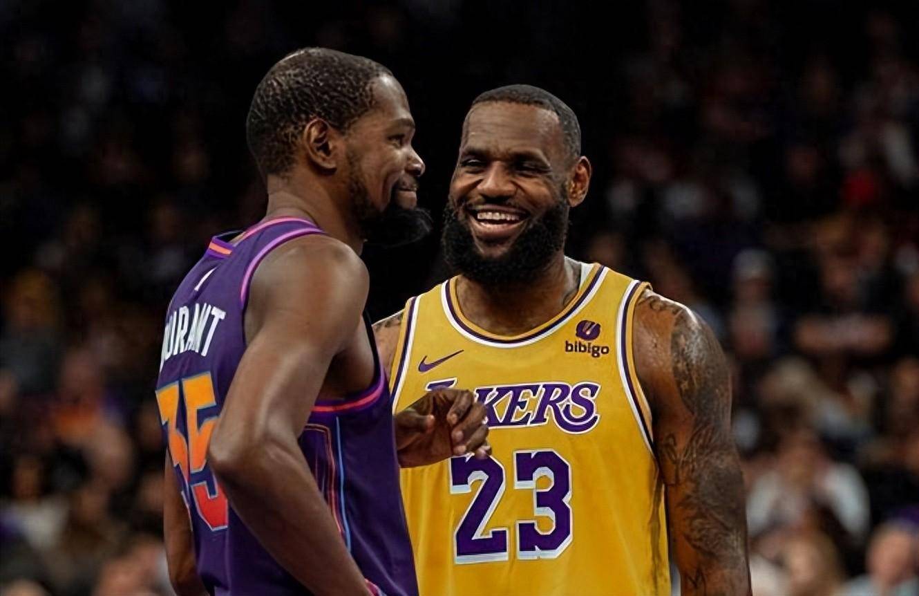 侧禁区前沿 侧禁区前沿